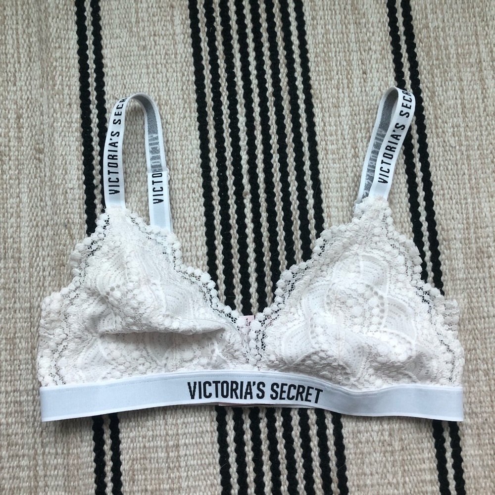 SOLD! VS Lacey Bralette
